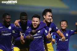 Quang Hải ghi bàn phút 89, Hà Nội FC ngược dòng thắng B.Bình Dương