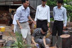 Đề phòng dịch bệnh sau mưa lũ