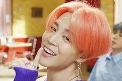 'Boy With Luv' trở thành hit thứ 2 của BTS vượt mốc tỷ view, thứ 6 Kpop nói chung