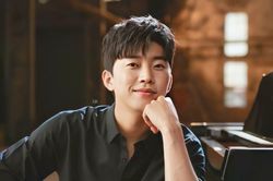BXH Ca sĩ tháng 10: BTS đứng sau một nghệ sĩ kỳ cựu