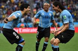 Cặp tiền đạo Cavani và Suarez: Niềm tự hào của người Salto