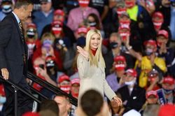 Ivanka Trump - 'Át chủ bài' trong cuộc đua vào Nhà Trắng của ông Donald Trump