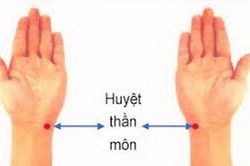 Xoa bóp giúp ngủ ngon