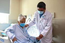 Cụ bà 105 tuổi trải qua 3 ca đại phẫu
