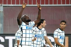 Inter Milan: Sống nhờ đôi chân Lukaku