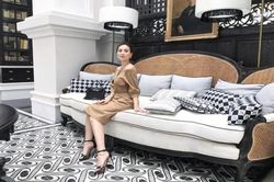 Dân tình ghen tỵ với cuộc sống chuẩn rich kid của BTV Mai Ngọc