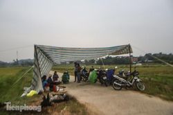 Người dân quanh bãi rác Nam Sơn mong sớm được đền bù để di dời