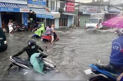 Thời tiết ngày 24/10: Trung Bộ mưa to, nguy cơ xảy ra sạt lở đất