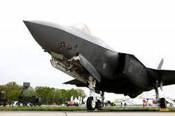 Lockheed, Boeing và Raytheon bị Trung Quốc trừng phạt vì bán vũ khí cho Đài Loan