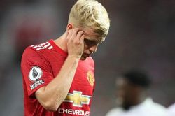 MU: Van de Beek đang đi vào vết xe đổ của Herrera và Mkhitaryan năm xưa