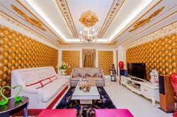 Đọ biệt thự 'dát vàng' hoành tráng của sao Việt