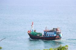 Ninh Thuận nghiêm cấm tàu thuyền ra khơi kể từ 14 giờ ngày 27/10