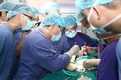 Hai người đàn ông nhập viện cấp cứu sau quan hệ tình dục