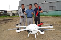Tự chế máy bay không người lái để xác định sức khỏe cây trồng