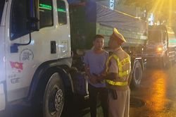 Xử phạt 35 trường hợp vận chuyển rác thải gây ô nhiễm