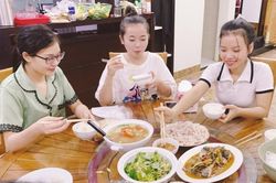 Nhà riêng, khách sạn thành nơi tránh bão miễn phí ở Đà Nẵng
