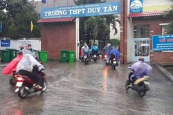 Hơn 500.000 học sinh Gia Lai, Kon Tum nghỉ học tránh bão số 9