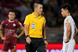 Trọng tài FIFA bắt hai trận quyết định của cuộc đua trụ hạng V-League