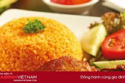 Cách làm cơm đùi gà xôi mỡ: Da giòn, thịt thơm, không dính dầu