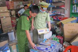 Truy cứu trách nhiệm hình sự đối với chủ hộ tàng trữ lượng lớn thuốc lá nhập lậu