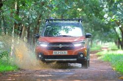 Chủ nhân đánh giá thế nào sau 3 tháng cầm lái Suzuki XL7?