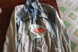 Phát hiện 2 chỉ vàng trong túi áo đồ cứu trợ, chàng trai Hà Tĩnh tìm người trả lại