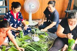 Gọi nhau hai chữ 'đồng bào'