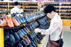 Hàng Việt trước FTAs: Giữ vững 'sân nhà'