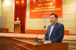 Thường trực Thành ủy đối thoại với người dân quanh khu xử lý rác Nam Sơn: Vướng mắc sẽ sớm được giải quyết triệt để