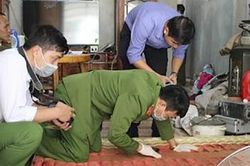 Người đàn ông tử vong cạnh súng hoa cải