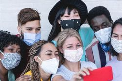 Dịch Covid-19 sáng ngày 30/10: Tây Ban Nha gia hạn tình trạng khẩn cấp thêm 6 tháng