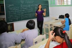 Tinh giản chương trình để hạn chế dạy thêm, học thêm