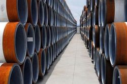 Giá xăng dầu hôm nay 31/10: Dầu Brent xuống ngưỡng 37 USD