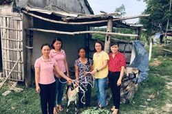 Đồng hành cùng phụ nữ và trẻ em yếu thế