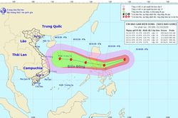 Siêu bão Goni giật trên cấp 17 đang tiến vào gần Biển Đông