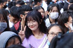 Dàn 'trai xinh gái đẹp' của ĐH Công nghiệp TP.HCM trong ngày hội chào đón tân sinh viên