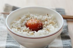 Cách làm cơm trộn trứng sống của người Nhật