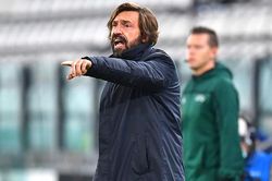 Con đường dài và khúc khuỷu trước mặt Pirlo