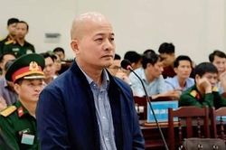 Chiêu trò 'quan hệ' kiếm tiền của Út 'trọc'