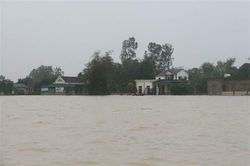 Mưa lũ tại Nghệ An khiến 10 người thương vong và mất tích