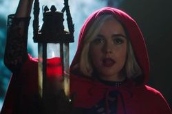 'Chilling Adventures of Sabrina': Netflix công bố lịch chiếu phần mới của bộ phim
