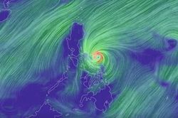 Siêu bão Goni đổ bộ Philippines với sức gió 225km/h, 1 triệu dân phải sơ tán
