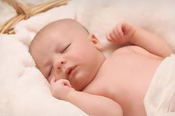 Trẻ có 3 biểu hiện này rất có thể bị chậm phát triển, bố mẹ đừng vội nghĩ con 'ngoan' kẻo hối hận