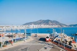 Busan ngày đông lãng mạn như thước phim