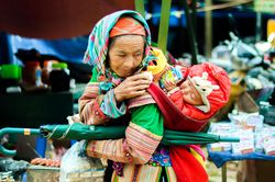 Vẫn vẹn nguyên hương vị chợ phiên Sín Chéng
