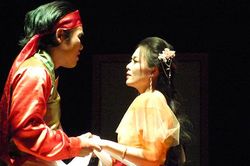 Kịch chống tham nhũng - Chỉ mong cất tiếng nói xây dựng