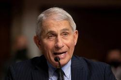 Tuyên bố quan trọng của ông Trump về số phận 'bác sĩ quốc dân' Fauci