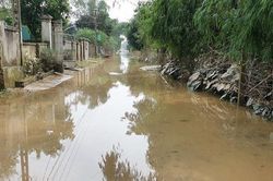 Người đàn ông rơi xuống giếng tử vong khi đang múc nước dọn nhà