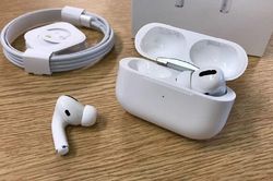 AirPods Pro gặp vấn đề nghiêm trọng với âm thanh