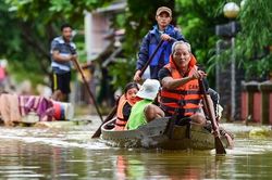 Đà Nẵng phát công điện ứng phó với bão số 10